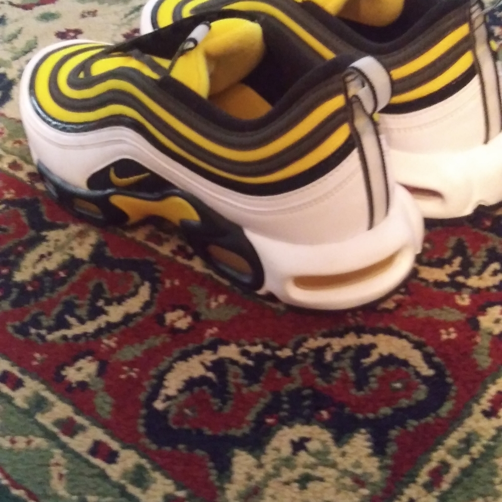 Mens shoes